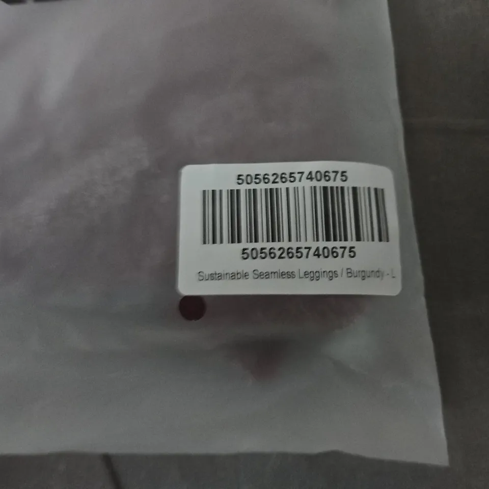 BAGGED PURSUE FITNESS SUSTAINABLE SEAMLESS LEGGINGS – BURGUNDY, SIZE L