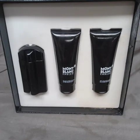 BOXED MONT BLANC EMBLEM GIFT SET