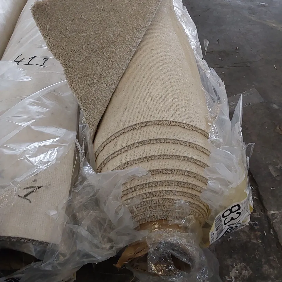 ROLL OF QUALITY PIONEER PRIDE CARPET // SIZE: APPROXIMATELY 5 X 6.8m