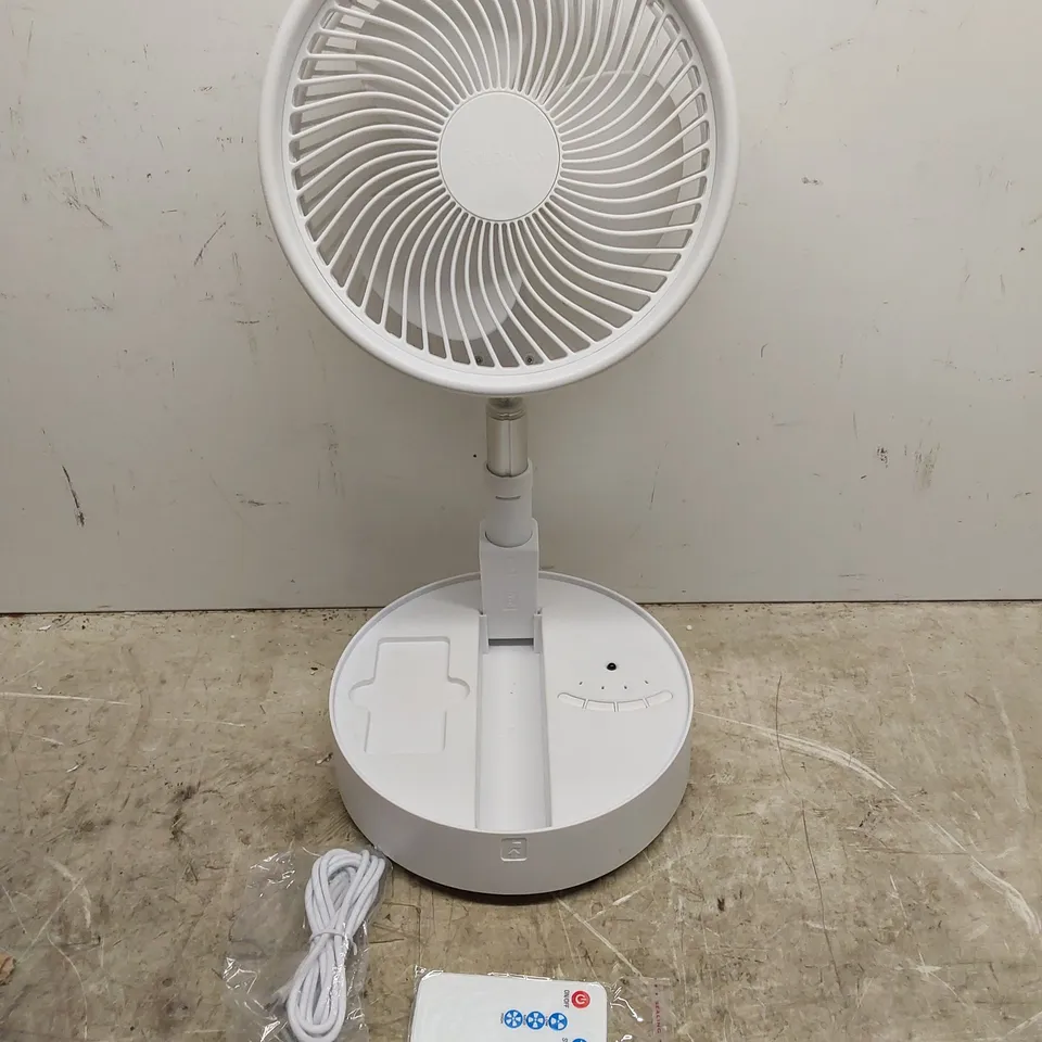 BOXED BELL & HOWELL OSCILLATING FOLDING RECHARGEABLE FAN IN WHITE