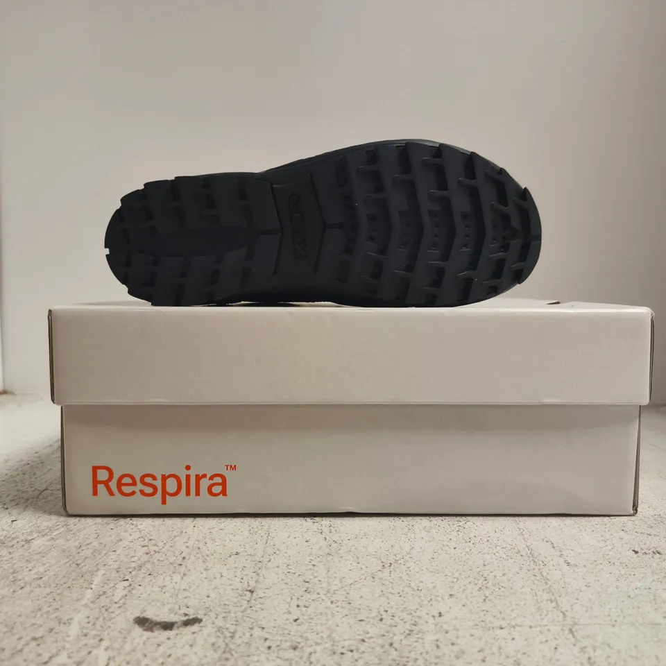BOXED PAIR OF GEOX VELCRO STRAP TRAINERS IN BLACK SIZE 2.5
