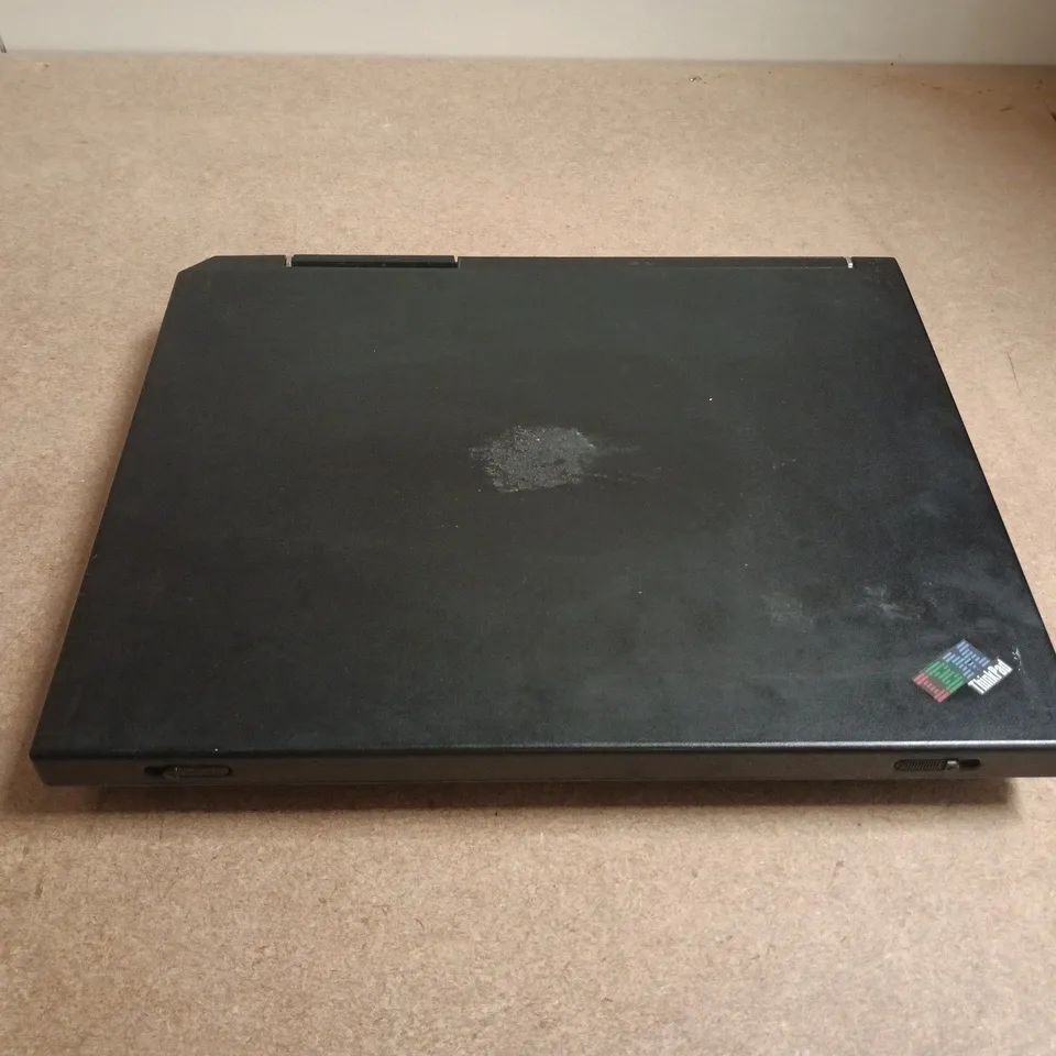 THINKPAD LAPTOP (IBM/LENOVO) WITH TRACKPOINT – BLACK