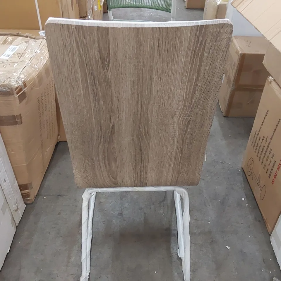 BOXED DINING CHAIR IN WHITE/SONOMA OAK WITH CHROME LEGS (1 BOX)