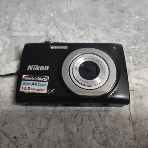 NIKON DIGITAL CAMERA