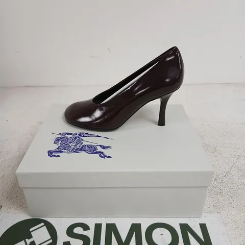 BURBERRY BURGUNDY PATENT LEATHER HIGH HEEL – UK 5 (EU 38)
