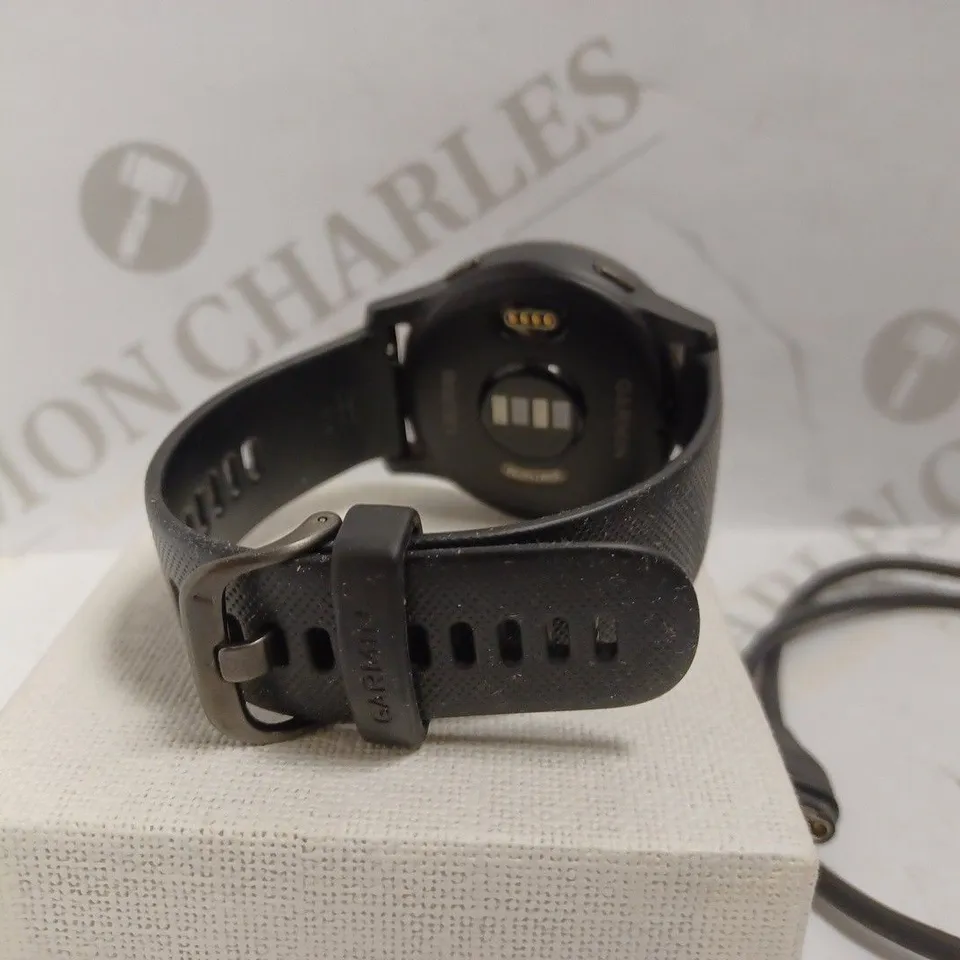 GARMIN VIVOACTIVE 4 SMART WATCH WITH RUBBER STRAP - BLACK