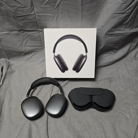 BOXED APPLE AIRPODS MAX SPACE GRAY – WIRELESS OVER-EAR HEADPHONES WITH BLACK HEADBAND AND SMART CASE