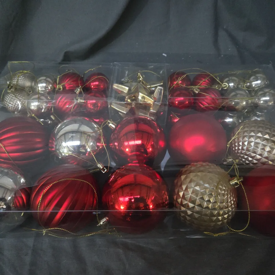 BOXED PACK OF 50 RED & GOLD BAUBLES 