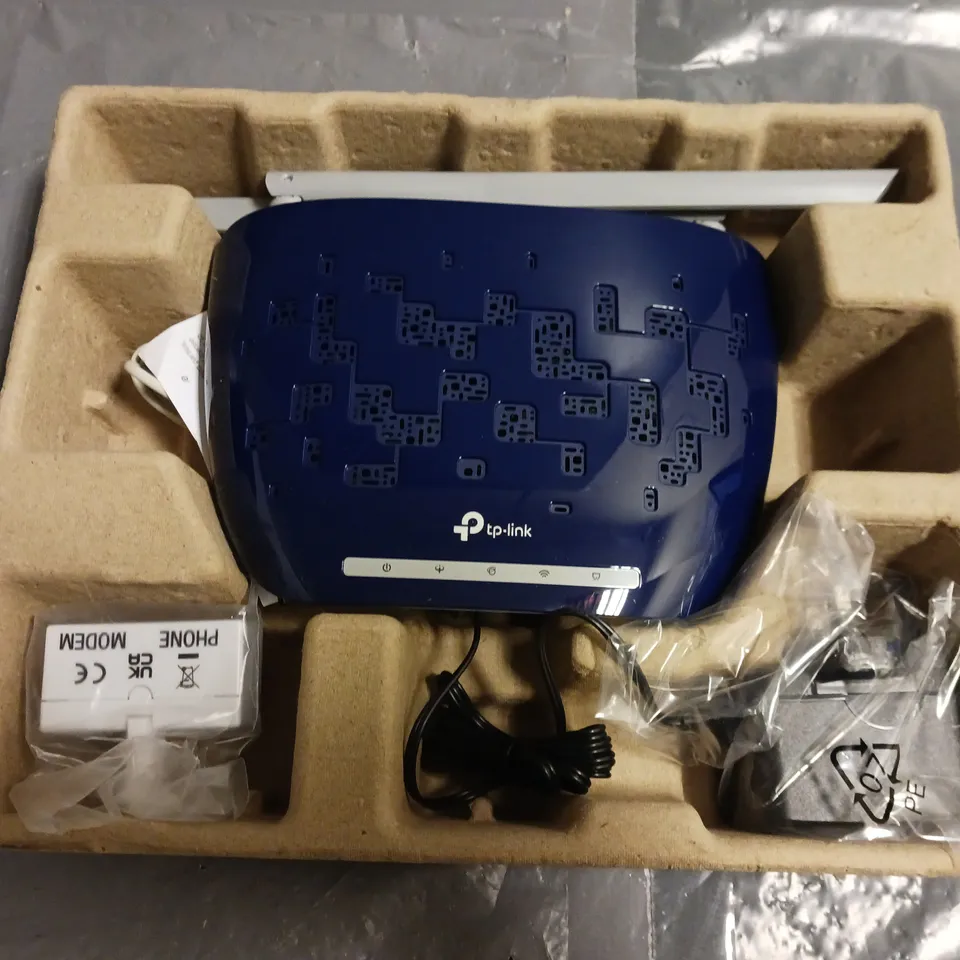 BOXED TP-LINK 300mbps MODEM ROUTER (TD-W9960)