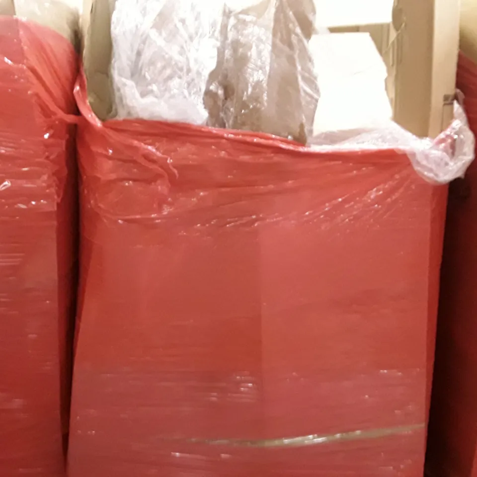 PALLET TO CONTAIN AN ASSORTMENT OF HOUSEHOLD ITEMS TO INCLUDE MIRRORS, GARDEN FENCING,  PULL OUT CABIN AND OFFICE CHAIR ECT