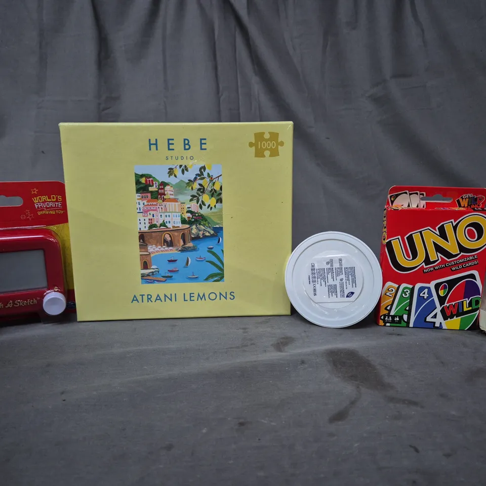 BOX OF APPROX 12 ASSORTED TOYS TO INCLUDE - UNO TRADING CARD GAME , ETCH A SKETCH , ROLYAN THERAPY PUTTY ETC