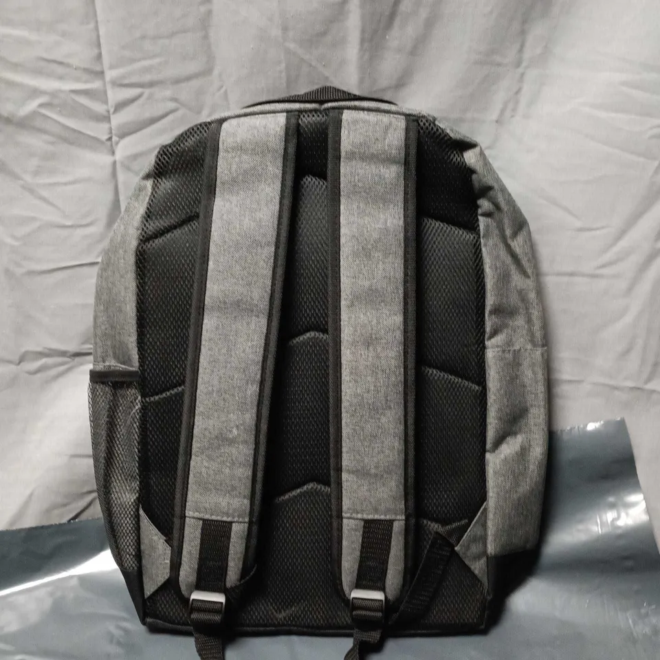 SHEFFIELD UNITED FC BACKPACK – GREY FABRIC WITH CREST