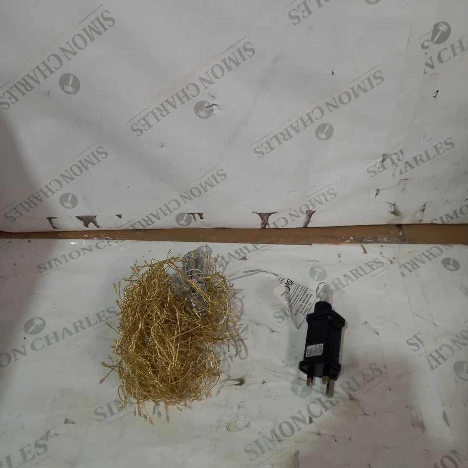 BOXED VINE LIGHTS 640 WARM WJITE LEDS