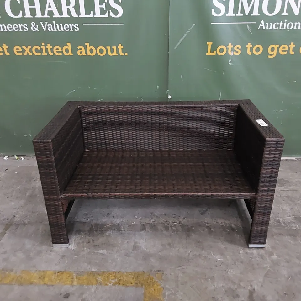 DESIGNER 2 SEATER RATTAN GARDEN SOFA - BROWN