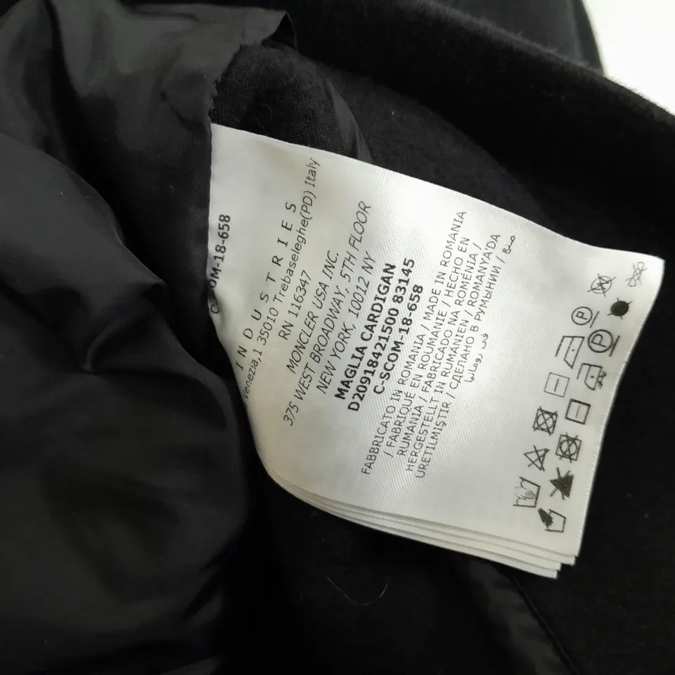 moncler maglia cardigan in black - m 