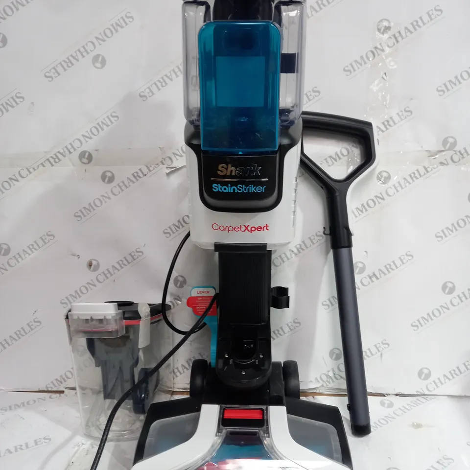 BOXED OUTLET SHARK CARPET XPERT DEEP CARPET CLEANER STRIKER EX200UK - COLLECTION ONLY