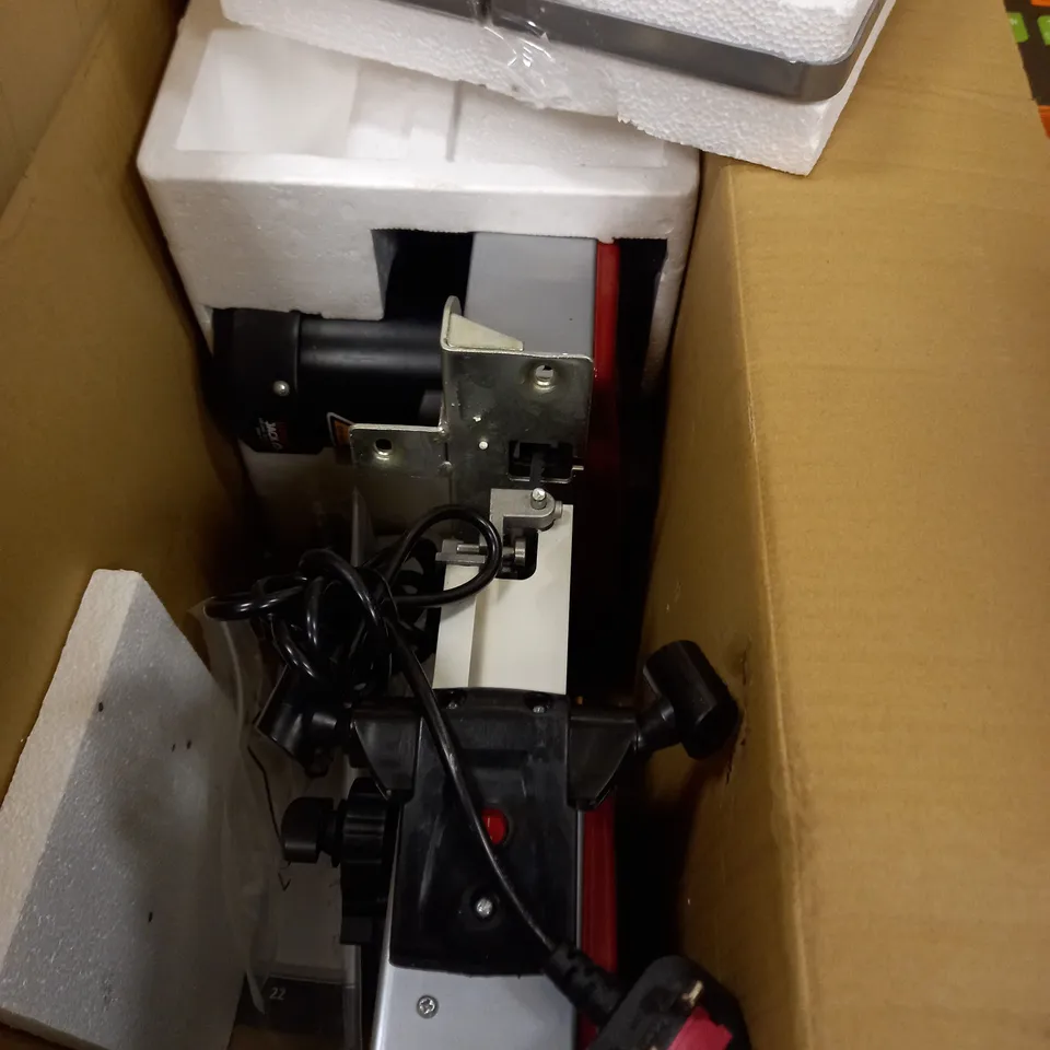 LUMBERJACK BS200 8" BENCHTOP HOBBY BANDSAW