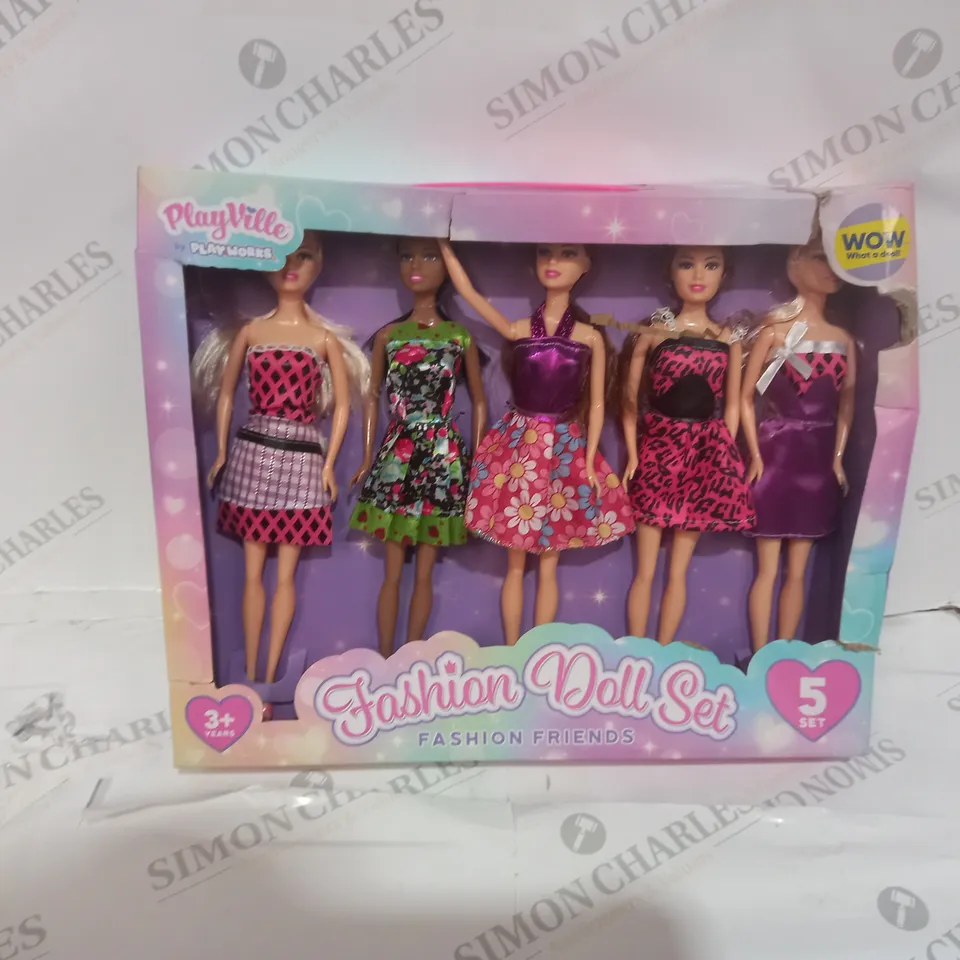 PLAYVILLE FASHION DOLL SET - SET OF 5 