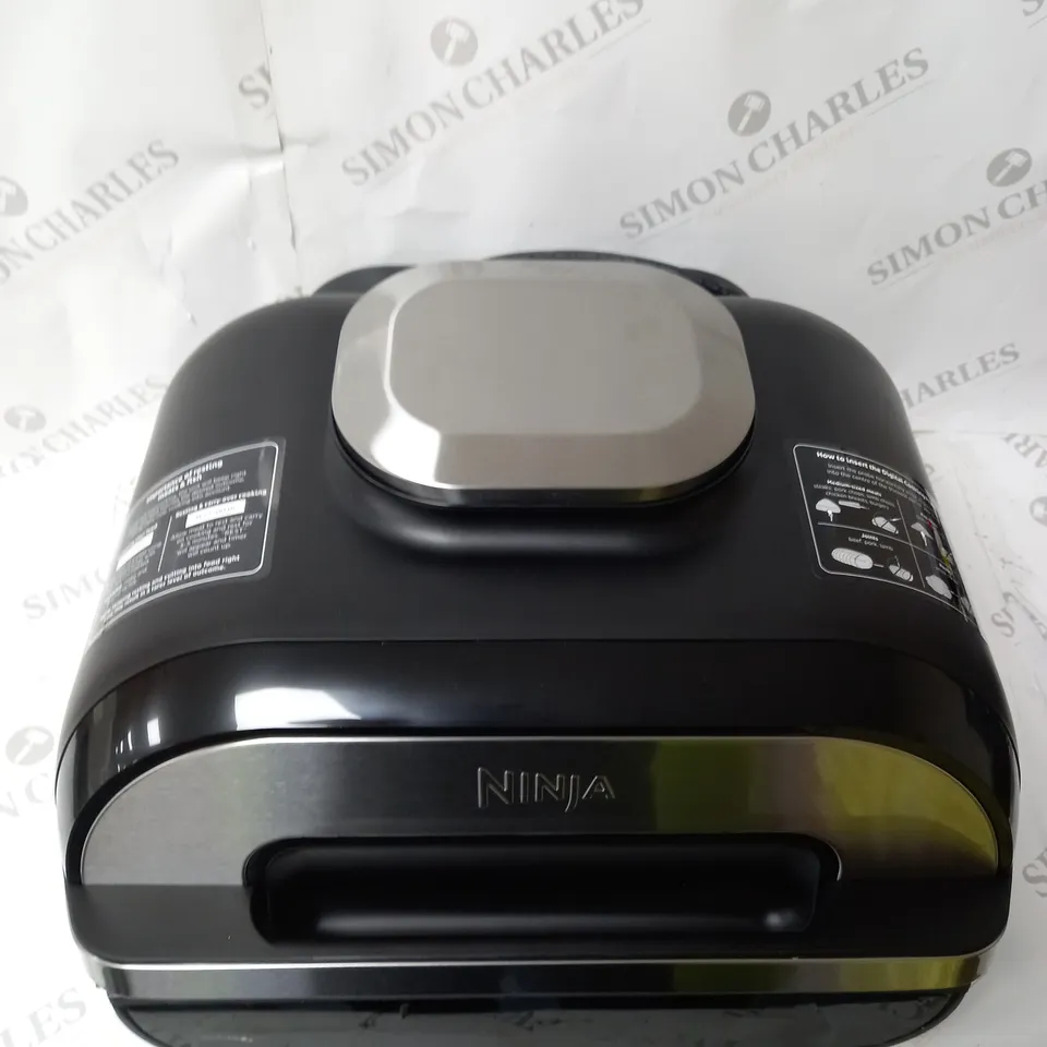 BOXED NINJA FOODI MAX HEATH GRILL & AIR FRYER
