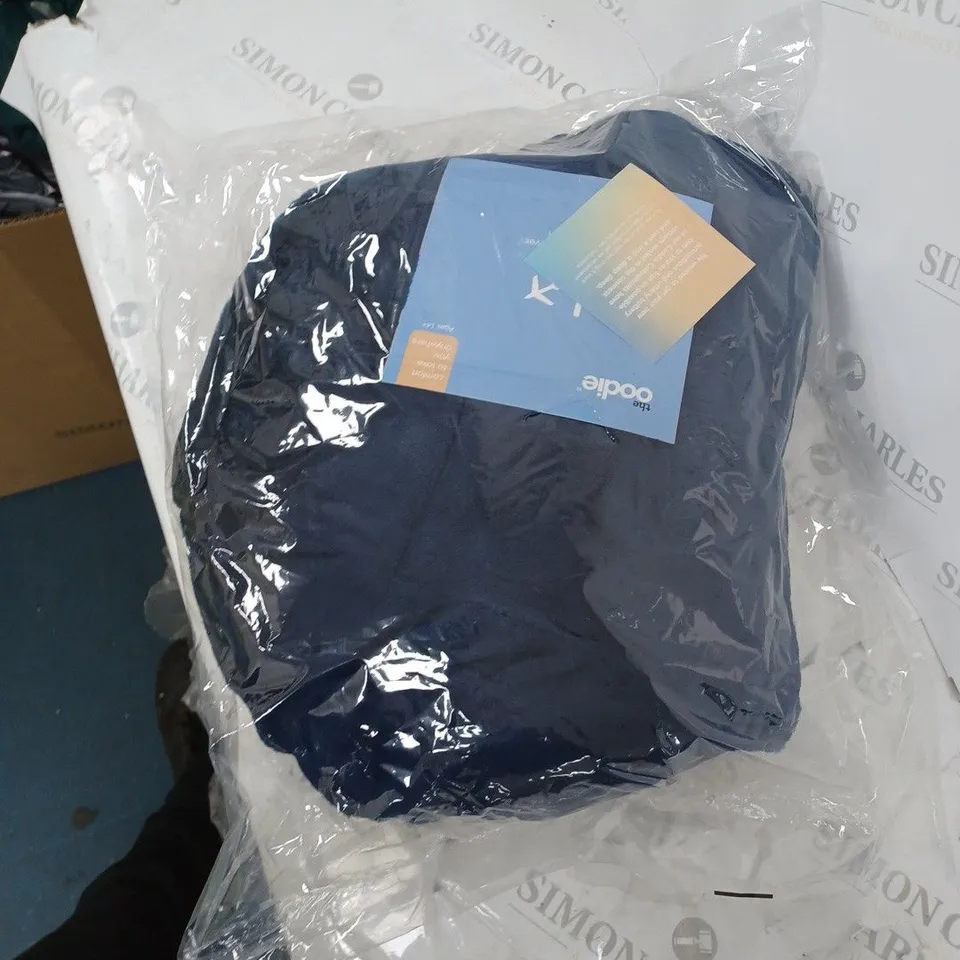 OODIE HOODED BLANKET - NAVY 