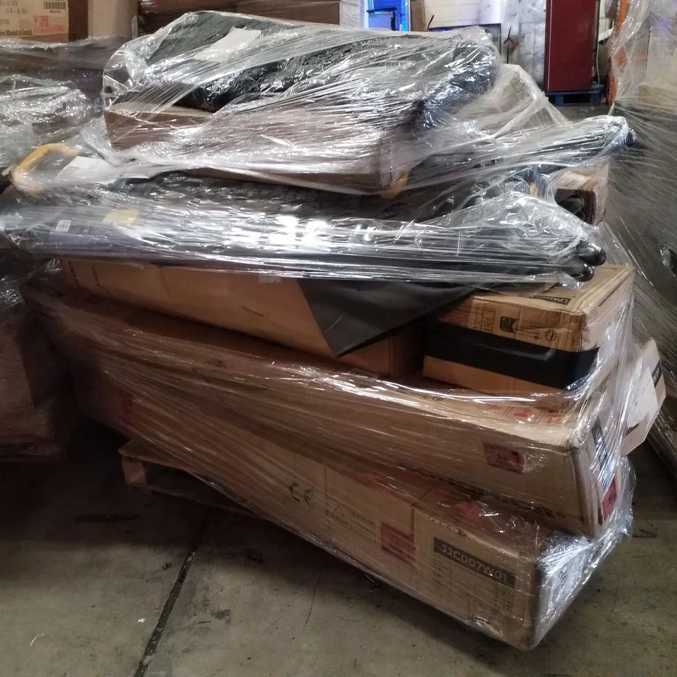 PALLET CONTAINING ASSORTED PRODUCTS INCLUDING CLOTHES DRYING RACK, METAL WIRE STORAGE CUBES & VANITY TABLE
