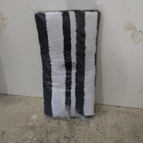 BAGGED SUPER SOFT AND HIGHLY ABSORBENT WITH REVERSIBLE TOILET PEDESTAL MAT 