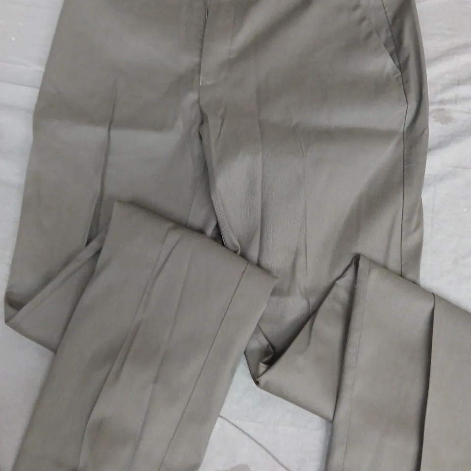 CHARLES TYRWHITT OLIVE GREEN SLIM FIT SMART TEXTURE TROUSERS - 32W 32L