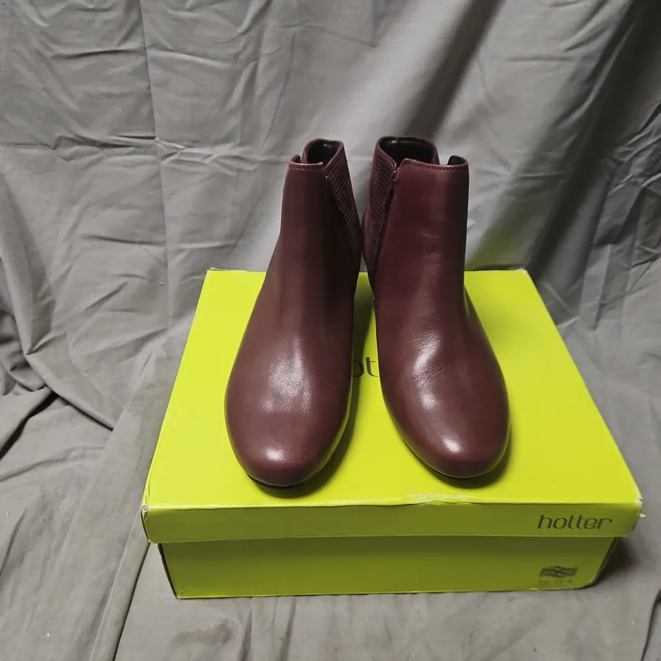 HOTTER WOMEN'S MAROON LEATHER ANKLE BOOTS – UK 6.5 (EU 40) – BOXED