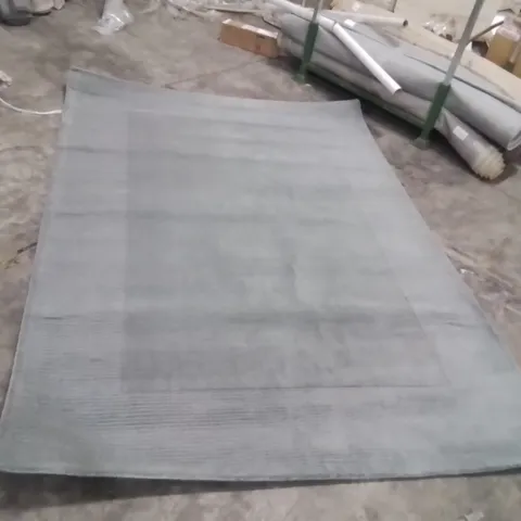 QUALITY DESIGNER RUG APPROXIMATELY 290X202