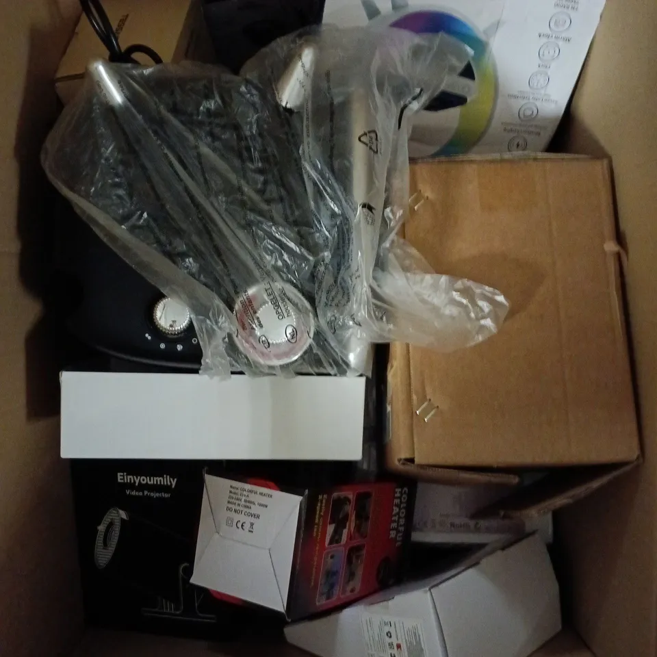 APPROXIMATELY 10 ASSORTED ELECTRICAL PRODUCTS TO INCLUDE BREAST PUMP, KEYBOARD, MUG WARMER ETC 