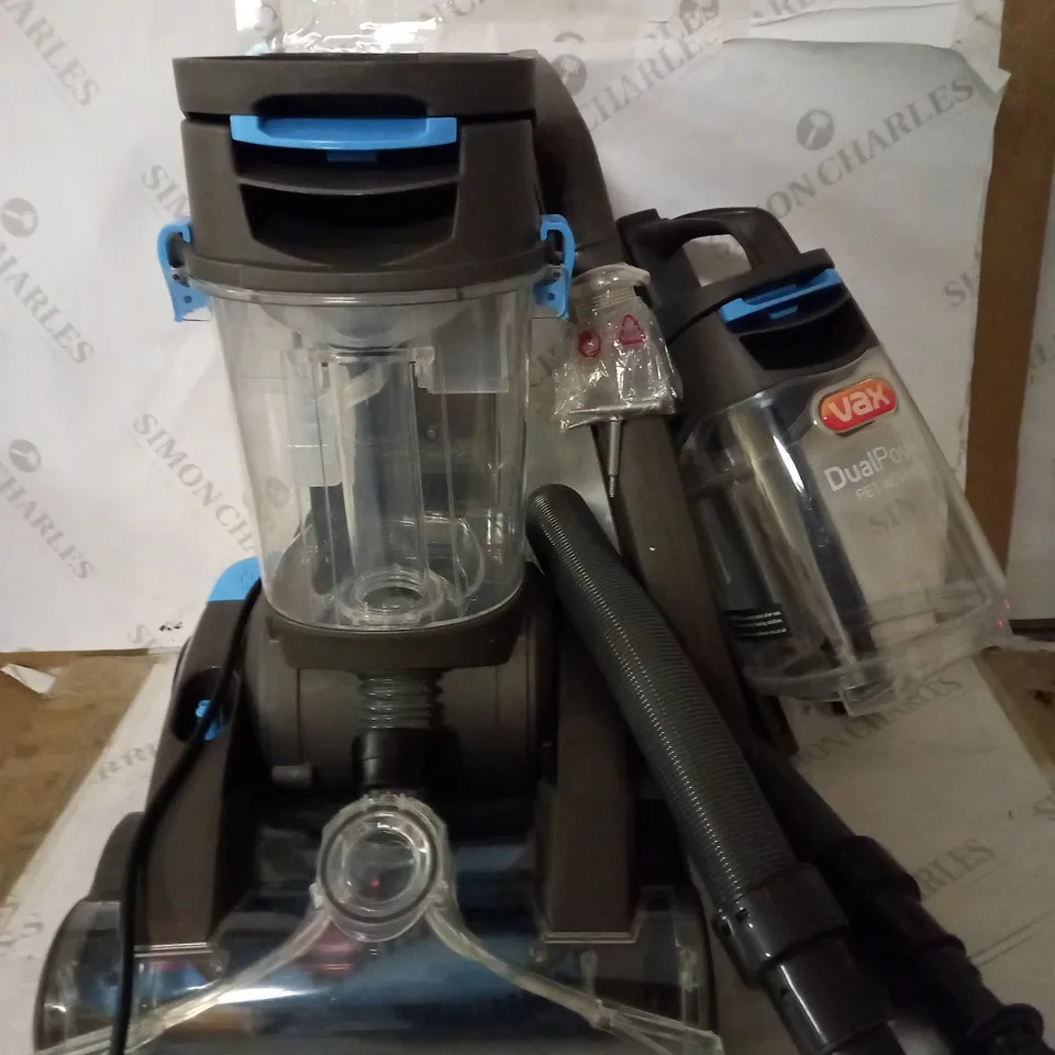 VAX DUAL POWER PET ADVANCE CARPET CLEANER