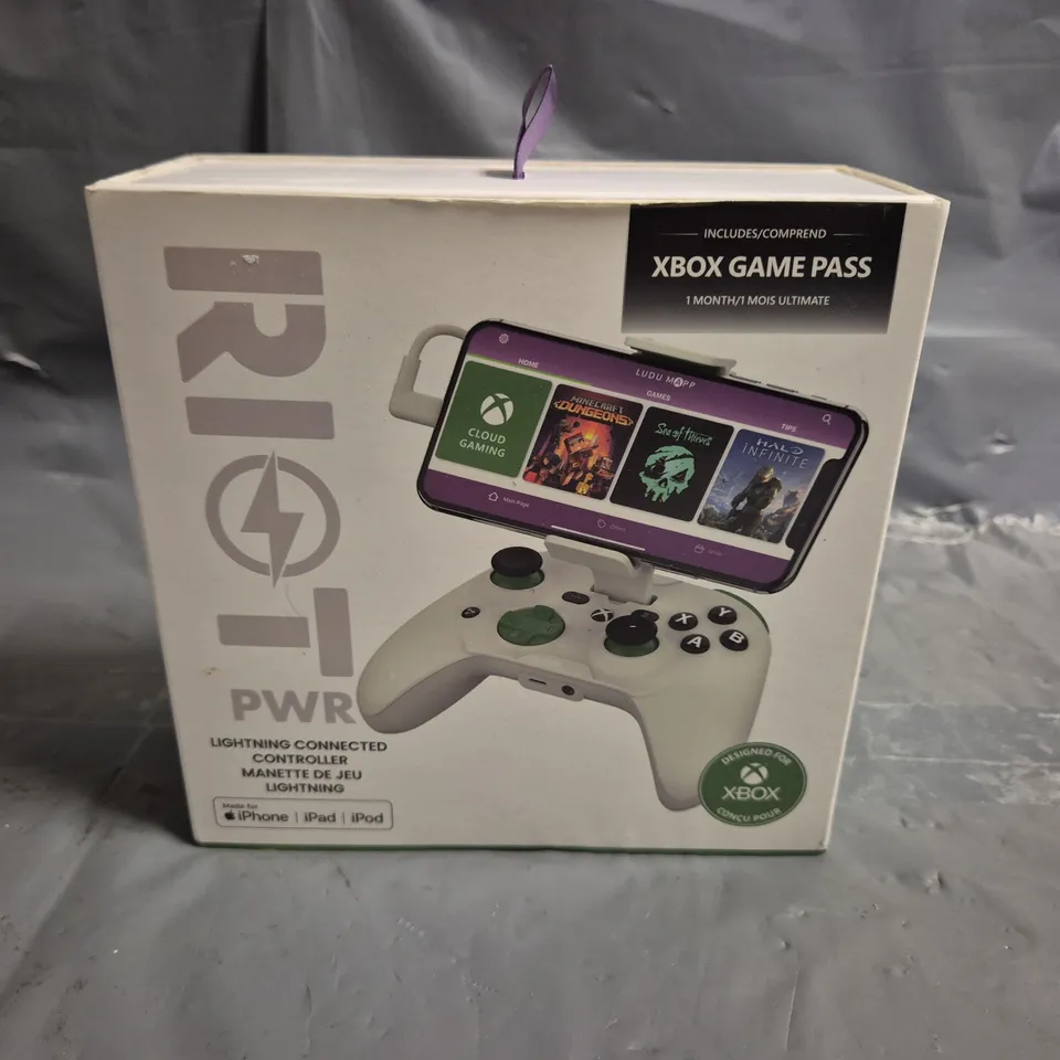 RIOT PWR LIGHTNING CONNECTED CONTROLLER - MADE FOR IPHONE