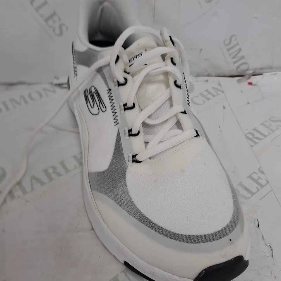 SKECHERS ARCH FIT TRAINERS IN WHITE - UK 6