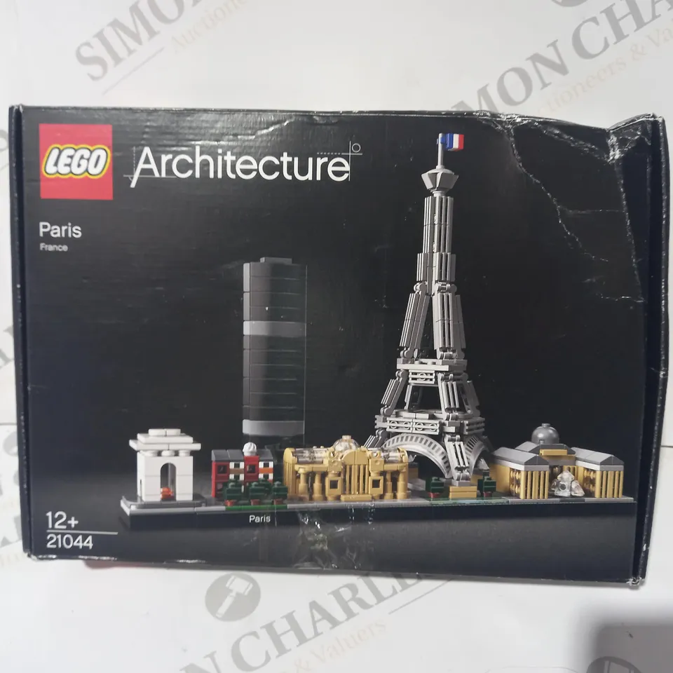 BOXED LEGO ARCHITECTURE 21044 PARIS FRANCE