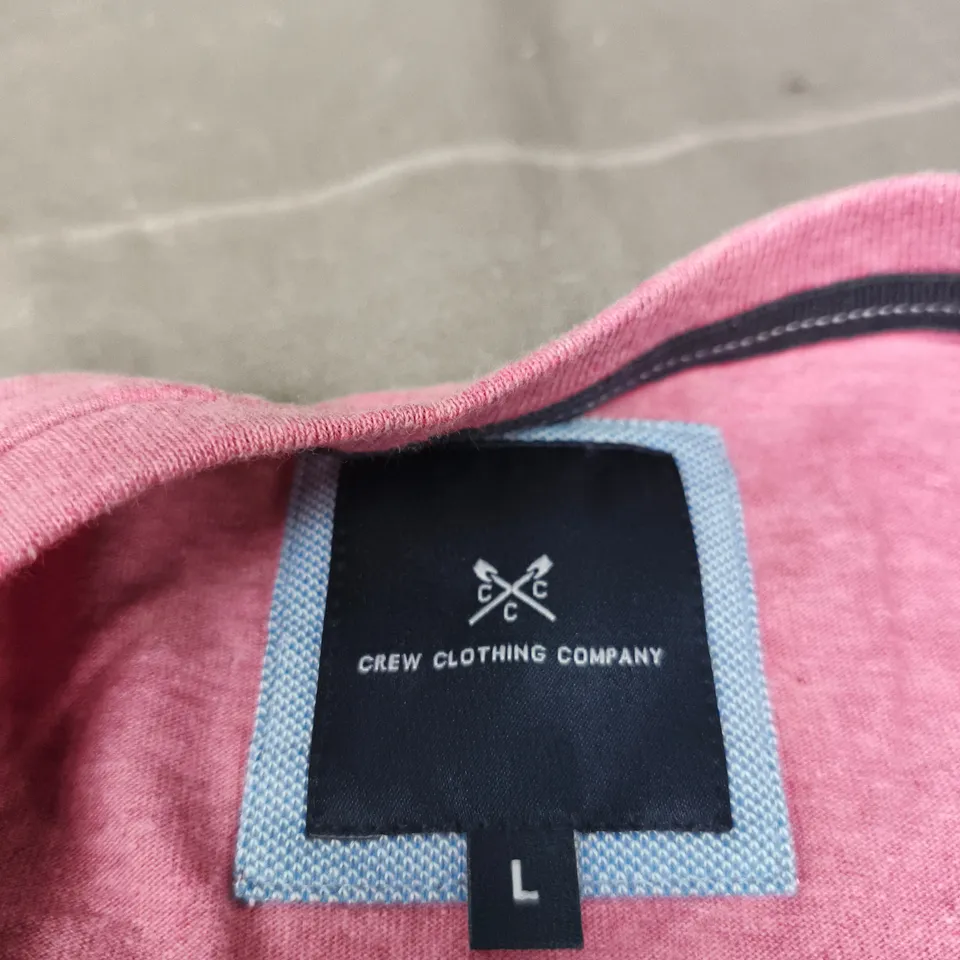 CREW CLOTHING COMPANY PINK T-SHIRT – SIZE L