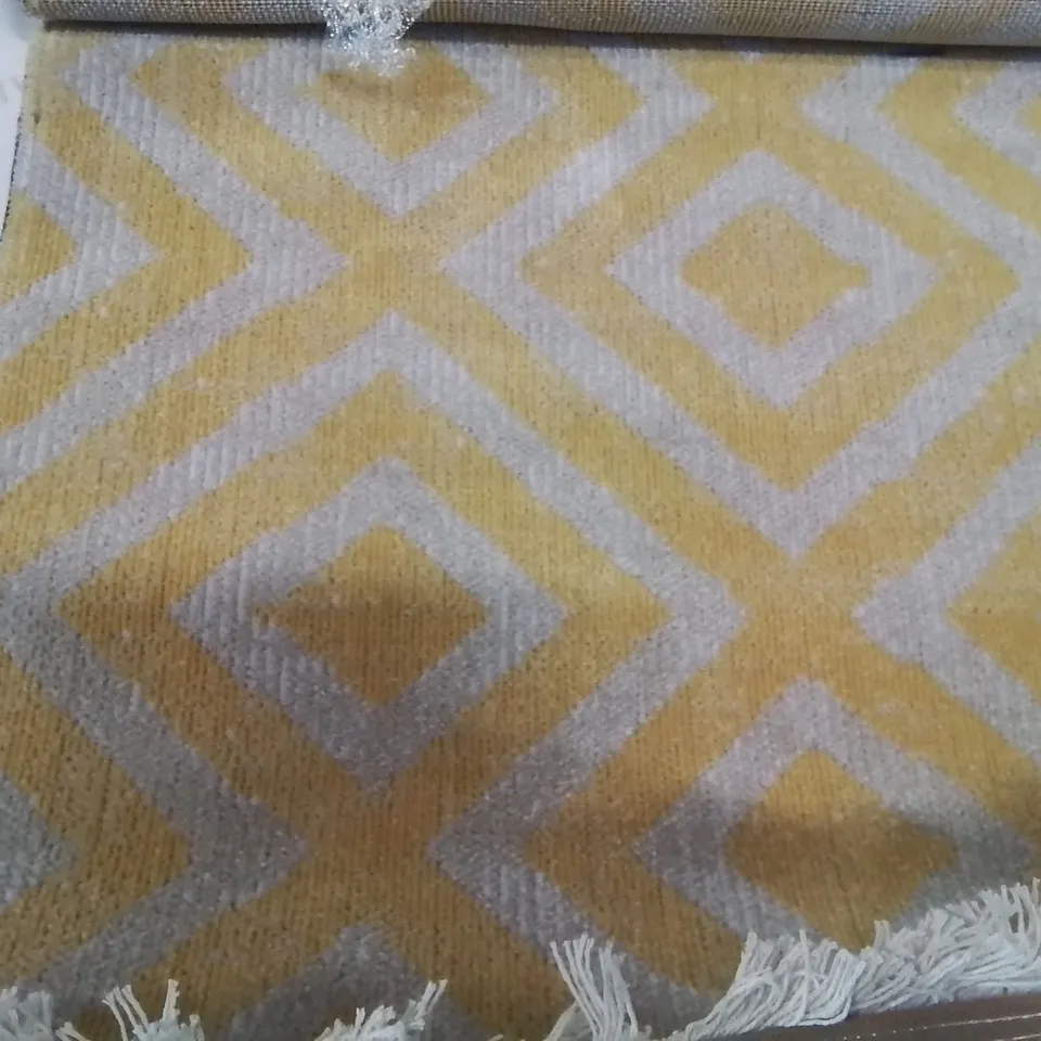 BRAND NEW PACO 821 YELLOW AND WHITE 60X100CM RUG