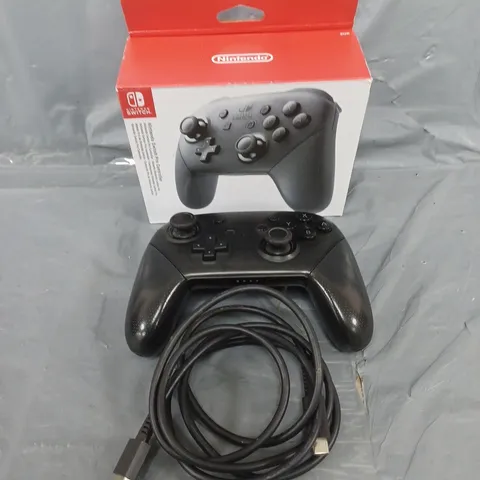 BOXED NINTENDO SWITCH PRO CONTROLLER 