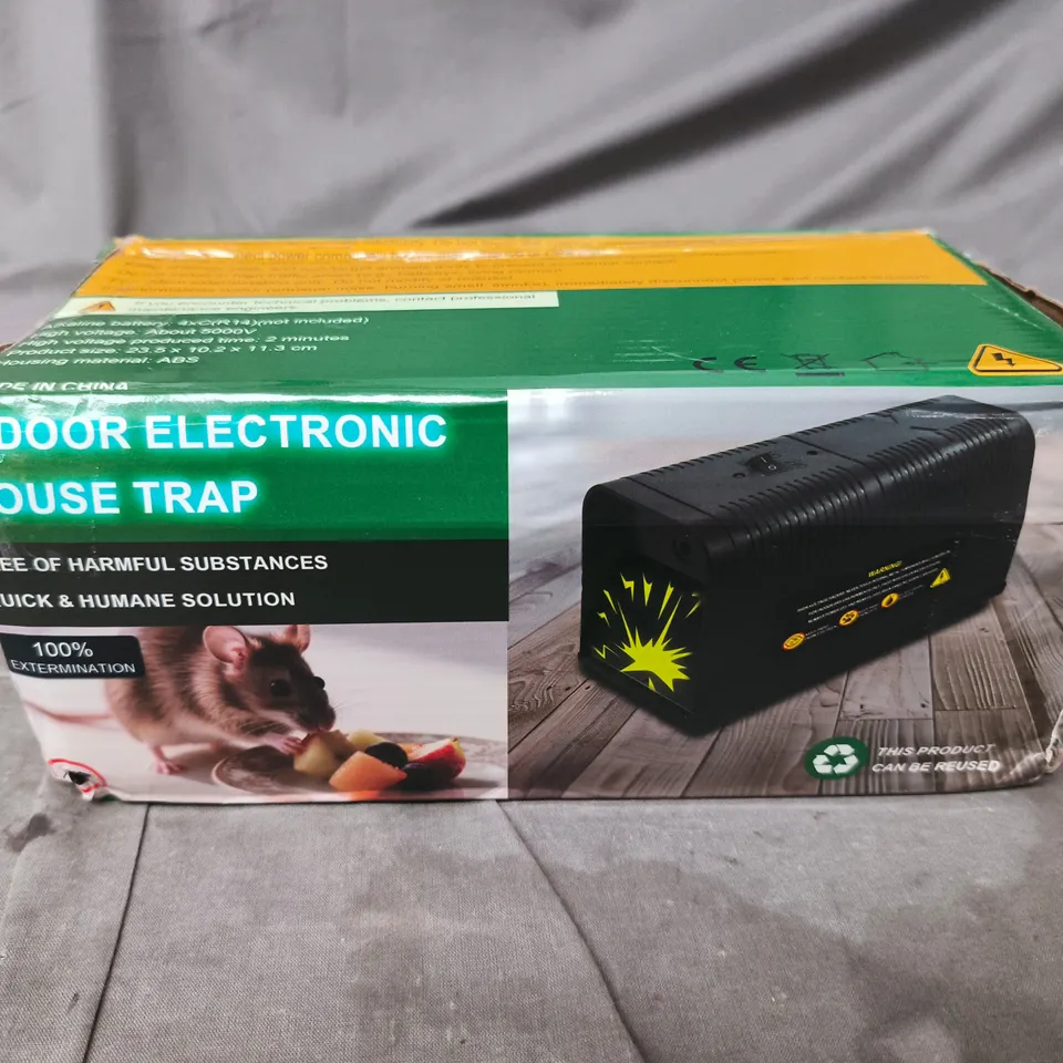 INDOOR ELECTRONIC MOUSE TRAP – BOXED