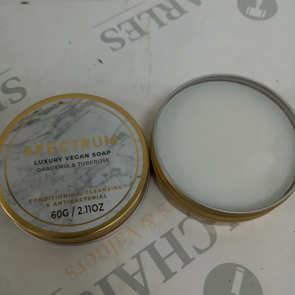 SPECTRUM MARBLE GARDENIA AND TUBEROSE VEGAN BRUSH SOAP