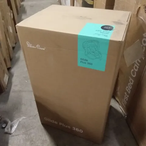 BOXED SILVER CROSS GLIDE PLUS 360 CAR SEAT