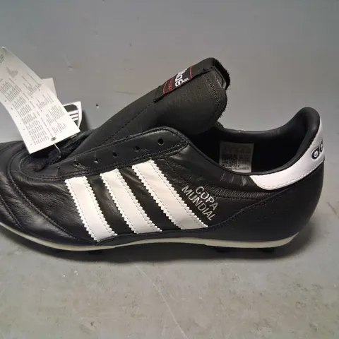 ADIDAS COPA MUNDIAL SIZE 8