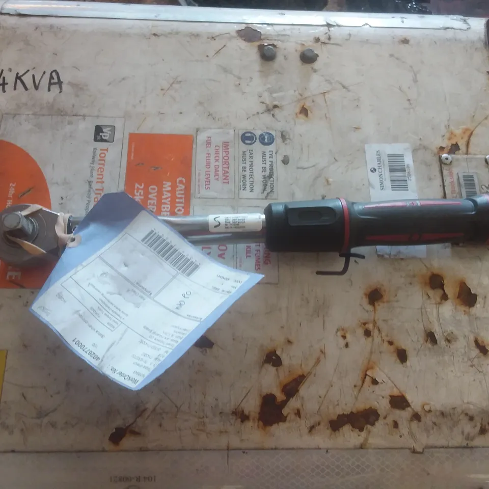 TORQUE WRENCH 1/2" DRIVE 20-100NM
