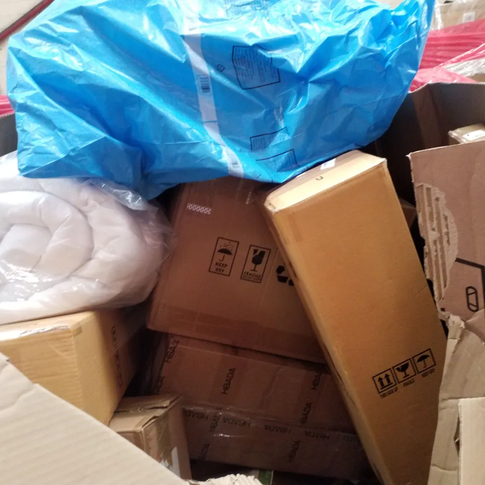 PALLET CONTAINING ASSORTED PRODUCTS INCLUDING SKATEBOARD, ROLLER BLIND, TOILET SEAT, SIDE TABLE & CRUTCHES 