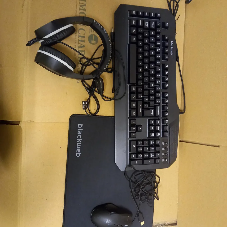 BLACKWEB GAMING KIT-MOUSE-HEADPHONES-KEYBOARD-MOUSEMAT