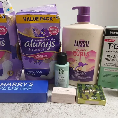 APPROX 12 ASSORTED BEAUTY PRODUCTS TO INCLUDE AUSSIE CONDITIONER, MARIA NILA CONDITIONER, MBM BOLT BALM, ETC