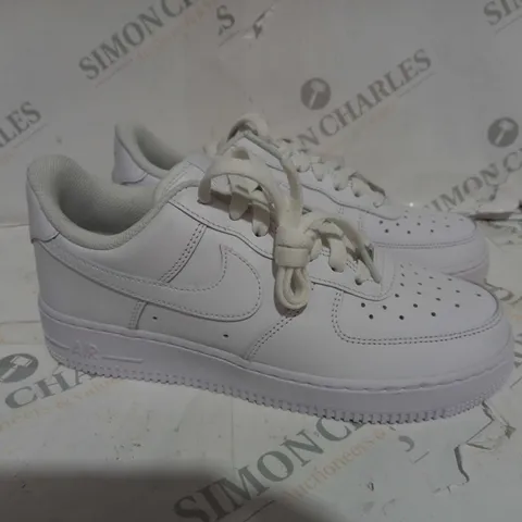 WHITE NIKE AIR FORCE 1'S - UK SIZE 7