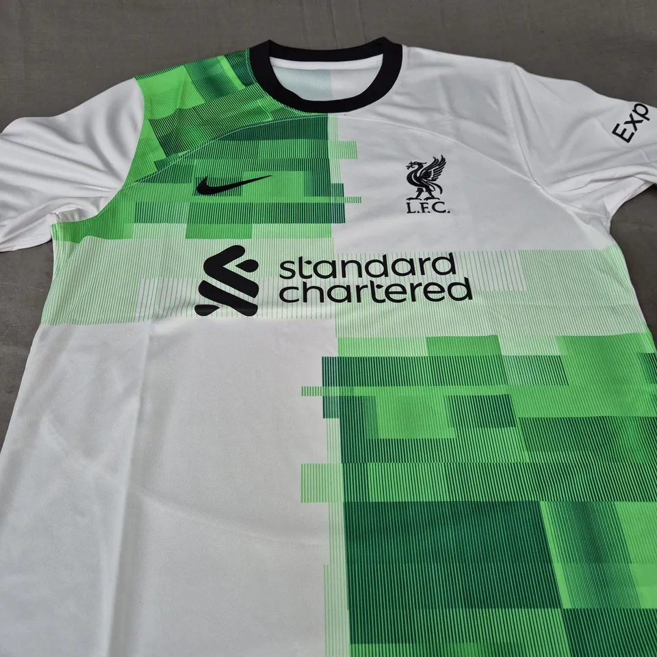 LIVERPOOL FC AWAY JERSEY SIZE M