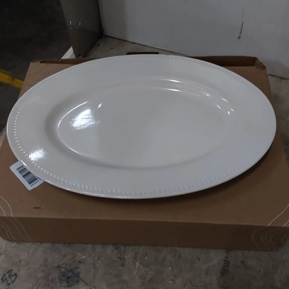 BOXED MIKASA STONEWARE SERVING PLATTER PLATE - CREAM
