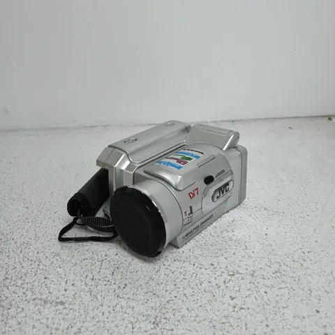 JVC DV7 CAMCORDER