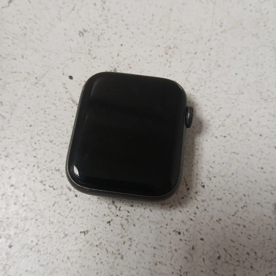 APPLE WATCH SERIES 6 44MM GPS ALUMINIUM